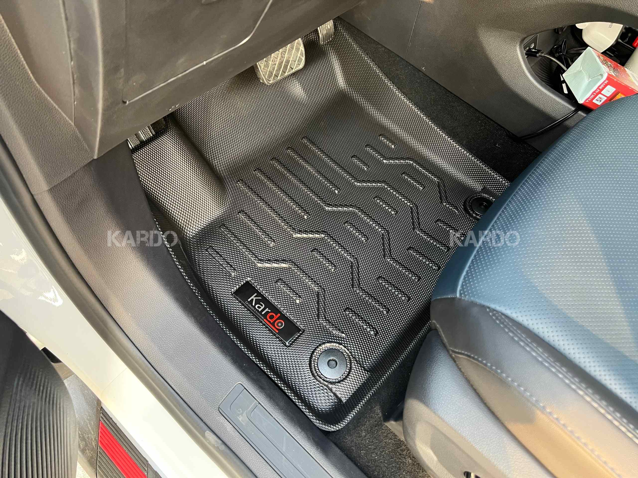 Thảm Lót Sàn Ô Tô Kardo Ford Territory - Đồ chơi xe hơi, phụ kiện ô tô, trang trí xe hơi - góc nhìn 5