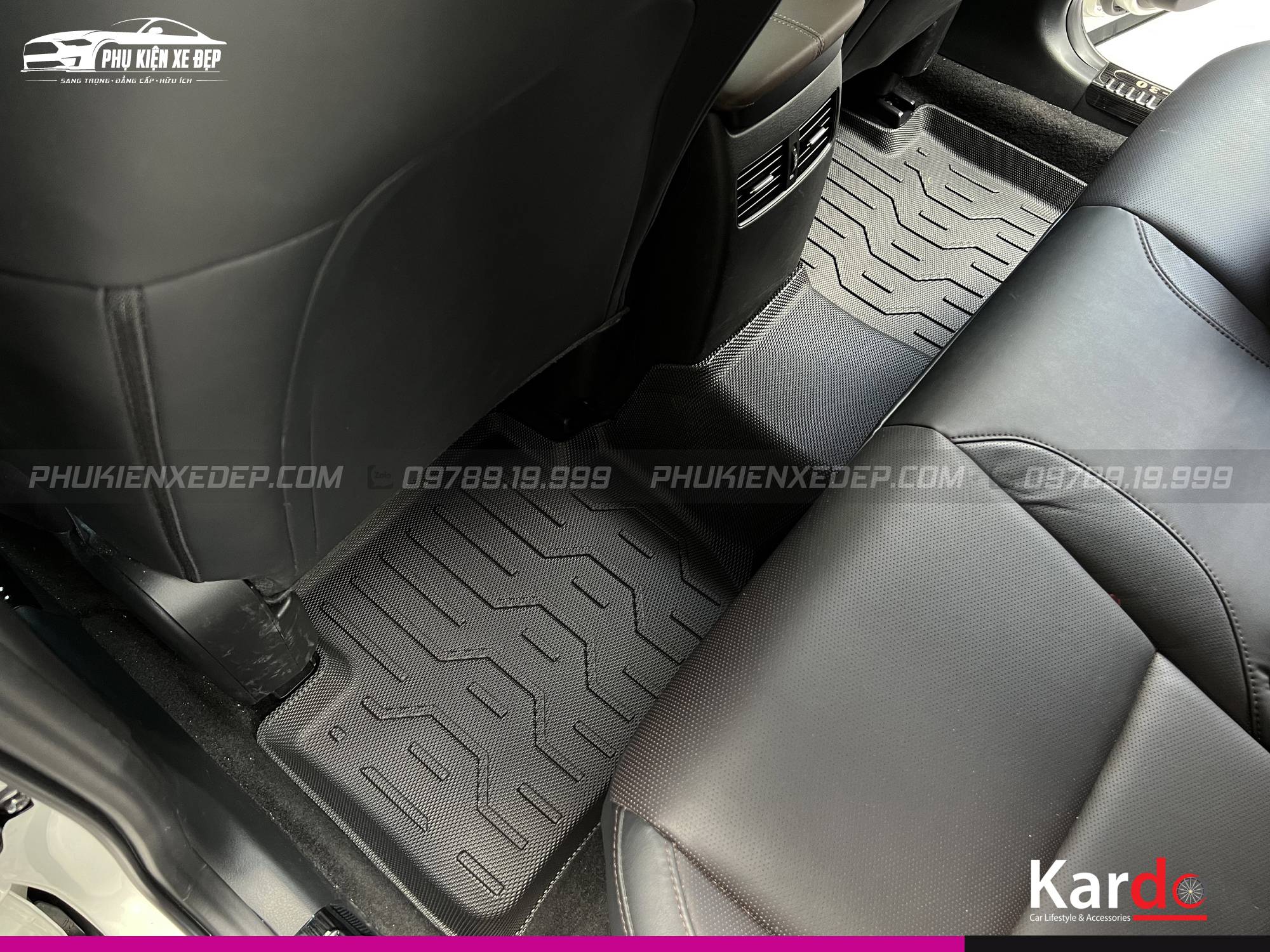 Thảm Lót Sàn Ô Tô Kardo Mazda3 - Đồ chơi xe hơi, phụ kiện ô tô, trang trí xe hơi - góc nhìn 4