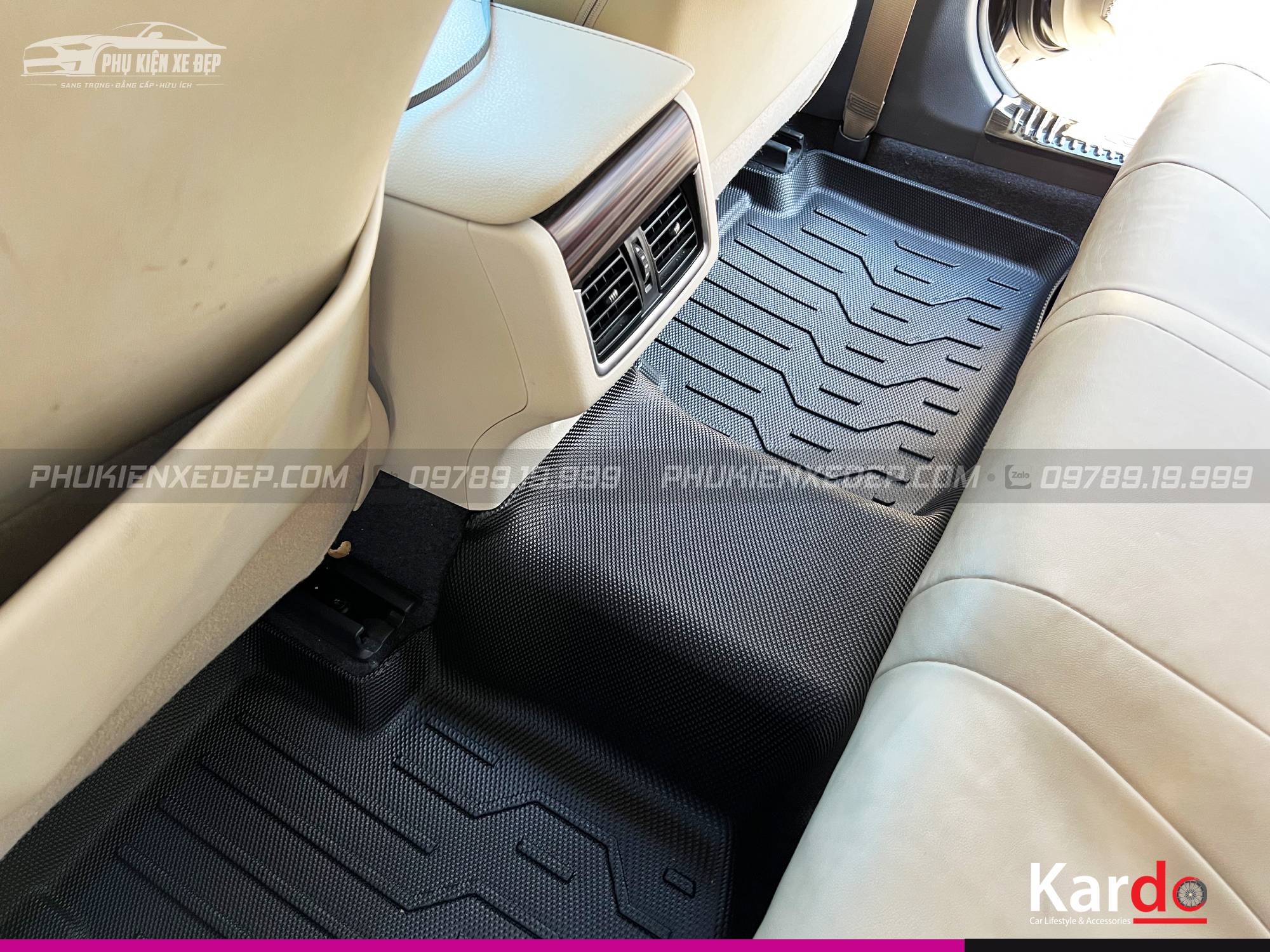 Thảm Lót Sàn Ô Tô Kardo Toyota Camry 2019 - Nay - Đồ chơi xe hơi, phụ kiện ô tô, trang trí xe hơi - góc nhìn 3