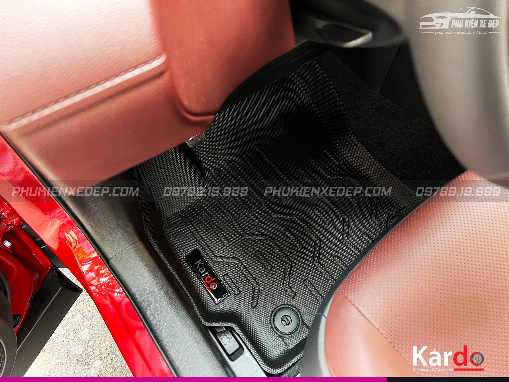 Thảm Lót Sàn Ô Tô Kardo Toyota Cross - Đồ chơi xe hơi, phụ kiện ô tô, trang trí xe hơi - hình ảnh sản phẩm