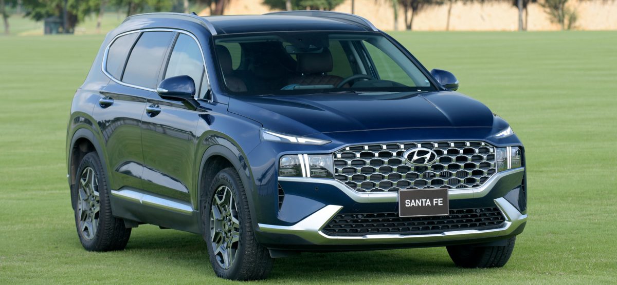Hyundai Tucson và Santa Fe có giá mới, giảm cao nhất 191 triệu đồng